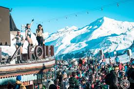 Evolution 2 val d'isère snowberry streetside immeuble le choucas avenue olympique 73150 val d'isère. Val D Isere Die Skistation