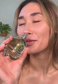 Fragrance Blend of Chantilly Vanilla and Tonka Bean