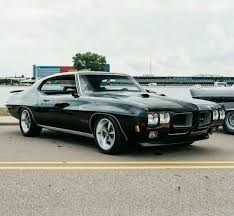 muscle car definition pontiac gto vintage muscle cars pontiac lemans pinterest