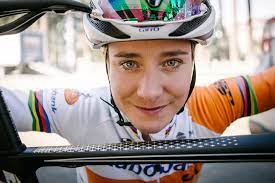 World champion marianne vos sprinted to victory in the inaugural. Marianne Vos Actually I Can Make A Comeback Liv Cycling Official Site