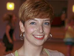 Laura Czerwonka's Instagram, Twitter & Facebook