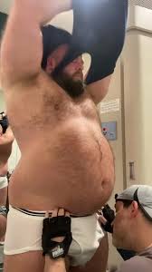 Huge gut bear sucked - ThisVid.com