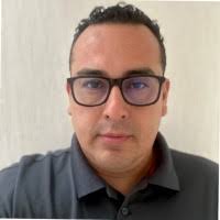 60+ perfiles de «David Loredo»