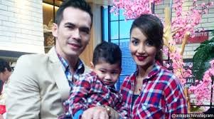 Artis terkait meski selama ini hubungan atalarik dan tsania cukup baik, namun kini wanita tersebut memilih menggugat cerai. Ingin Ceraikan Atalarik Syah Tsania Marwa Merasa Tertekan Selama Menikah