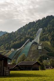 Eine einfache tour, aber in einigen passagen mit steilen auffahrten. Outdoor Blog Wandern Best Mountain Artists Trekking Wanderungen Hausberg Runde Und Partnachklamm Wanderung Garmisch Partenkirchen