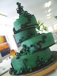 Black And Green Wedding Cake Emerald And Black Offset Cake Green Wedding Cake Green Cake Gothic Cake