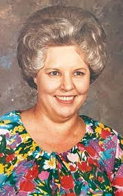 Charlotte Mello's Instagram, Twitter & Facebook