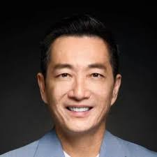 Lim Cheung's Instagram, Twitter & Facebook