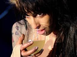 Check spelling or type a new query. Tragischer Todesfall Die Leiche Von Amy Winehouse Wird Erst Am Montag Obduziert