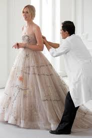 Chiara ferragni earned her wedding dress designer more media value than meghan markle did her duo of dior couture gowns reportedly earned the french house a media impact value of $5.2 million. Dior Dress Chiara Ferragni Off 73 Cheap Price