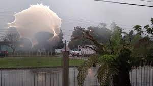 Tudo o que você precisa saber sobre temporal em curitiba para o seu dia a dia. Forte Temporal Agora Em Curitiba 15 12 2017 Youtube