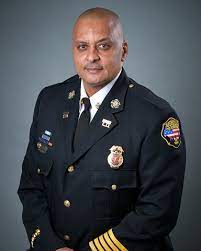 The trouser belt shall be the issued black belt with clarino finish. Nashville Fire Department