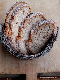 Furs Urige Wohlempfinden Einkornbrot Backen Zum Zweiten Salzkorn Meine Gartenkuche Brot Backen Rezept Einfach Brot Backen Brot Backen Rezept