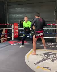 Insanity (murthel groenhart) murthel groenhart ko harut grigorian and gets hit by spectators fans invade ring and attacks glory kickboxer murthel groenhart breaking his. Hemmers Gym Home Facebook