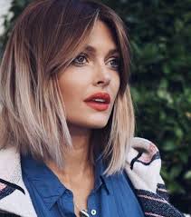 Les coupes carrées demandées dans les salons de coiffure. Coupe Carre 20 Coiffures Pour Porter Le Carre Avec Style