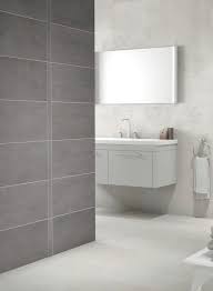Sans surprise, choisir un carrelage de salle de bain antidérapant est la première des précautions à prendre pour le sol de sa pièce d'eau. Carrelage Sols Et Murs Esquisse Effet Nacre Bathroom Inspiration Modern Bathroom Inspiration Bathroom