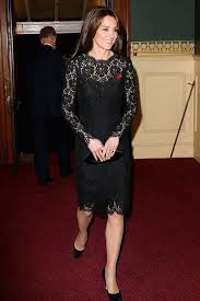 Kate Middleton Black Lace Cocktail Dress At Festival Of Remembrance Thecelebritydresses Dolce Und Gabbana Kleider Kate Middleton Kleid Cocktailkleid