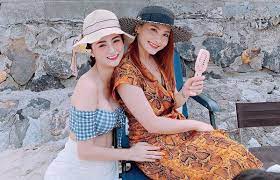 Diễn viên bảo thanh và anh vũ cũng có mặt để chúc mừng quang anh. A5w8s42mioe5 M