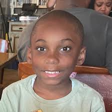 Ilene McCray and Arnold Lloyd-Mullins's Wedding Website