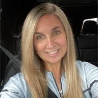 Annika Gomez's Instagram, Twitter & Facebook