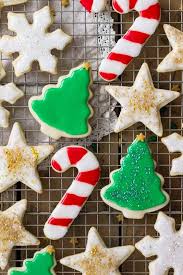 When cookies are cool, whisk together the icing ingredients and either dip the cookies or spread on cookies. Easy Sugar Cookie Recipe With Icing Sugar Spun Run