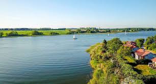 Finden sie immobilienangebote für häuser zum kauf und profitieren sie von einer großen auswahl. Ferienhauser An Der Schlei Hafen Cafe Marina Hulsen