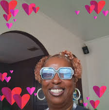 Today is Love your Sister Day! Having a kind Sister in your life is one of  life's most beautiful gifts 🥰❤️✨