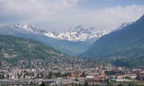 Local business in aosta, italy. La Valle D Aosta Chiude I Confini Ai Non Residenti Troppi Contagi Prima Biella