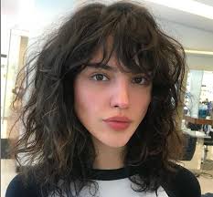 She gained popularity for her debut role as lola valente in the mexican musical telenov. Eiza Gonzalez Revealed Her Health Issues Https Istanbulpost Com Tr