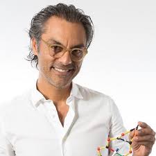 Alejandro Ponce's Instagram, Twitter & Facebook