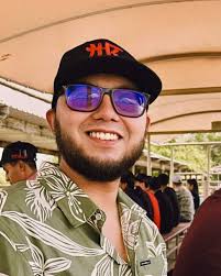 Gustavo Arredondo's Instagram, Twitter & Facebook