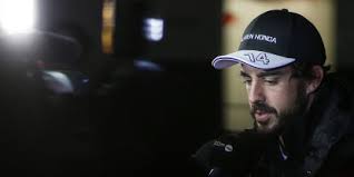 Rund um den crash von fernando alonso gibt es wilde spekulationen: Fernando Alonso Unfall Soll 1 8 Millionen Euro Gekostet Haben