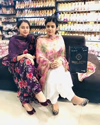 Pretty feet in soft white bedroom slippers toeslagen digid aanvragen. Indian Girls Feet In Flat Shoes Sweet Feet