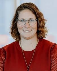 Julie Schalk's Instagram, Twitter & Facebook