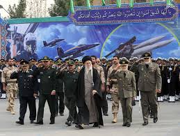 Image result for ‫حضور رهبر در دانشگاه امام حسین‬‎