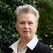 Jennifer Wilgus's Instagram, Twitter & Facebook