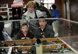 Model trains arrive at civic center
