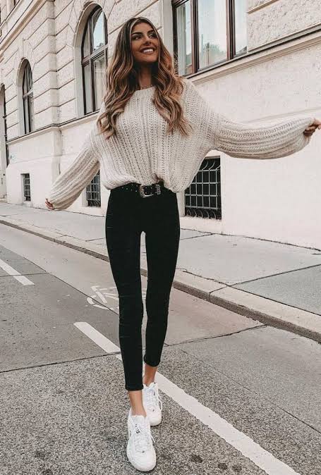 Best Black Jeans Outfit Ideas You Must Definitely Try