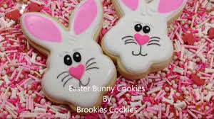 These peeps inspired bunny sugar cookies are the cutest cookies around made from my soft sugar cookies for the optional chocolate bunny faces: How To Make Easter Bunnies For Easter Using Royal Icing Youtube