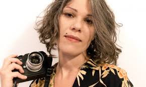 Il Tuppo e lo Chignon” la scrittrice lucana Elisa Conte Colangelo in  libreria tra ricordi, dolore e amore