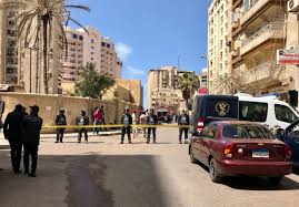 شرطي مصري يطلق النار على سياح إسرائيليين في الإسكندرية ويقتل اثنين