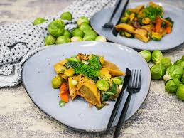 Asia Maultaschen Pfanne Bauchgefuehl Rezepte De Rezept Hauptspeise Knodel Anrichten