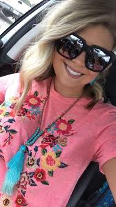 Regularly attending festivals and concerts is a simple way to meet women who like the same music as you, which can be a good sign for a relationship. Meet Single Women Seeking Men Online Get A Sugar Mummy Meet Beautiful And Rich Sugar Mommas Here