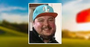 Laurie Mainville's Instagram, Twitter & Facebook