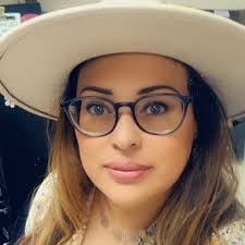 Amber Carpenter's Instagram, Twitter & Facebook