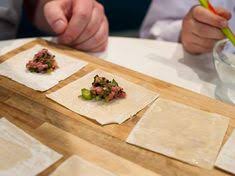 Rezept Fur Wan Tan Mit Hack Fullung Aus Kinder Kochshow Wunderweib Rezepte Wan Tan Wan Tan Rezept