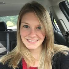 Sara Kahrs's Instagram, Twitter & Facebook