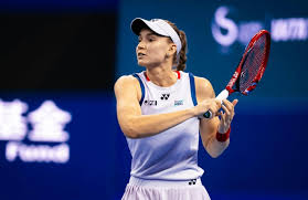 Ningbo: Elena Rybakina closes out Diana Shnaider in two sets in tight SF clash