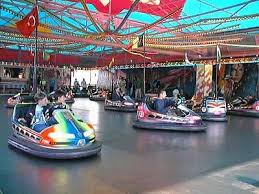 Autoscooter Ga Bonn Vergnugungsparkfahrten Freizeitpark Fahren