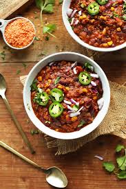 10 High Protein Soups And Stews Under 500 Calories Vegan Soul Food Lentil Recipes Lentil Chili